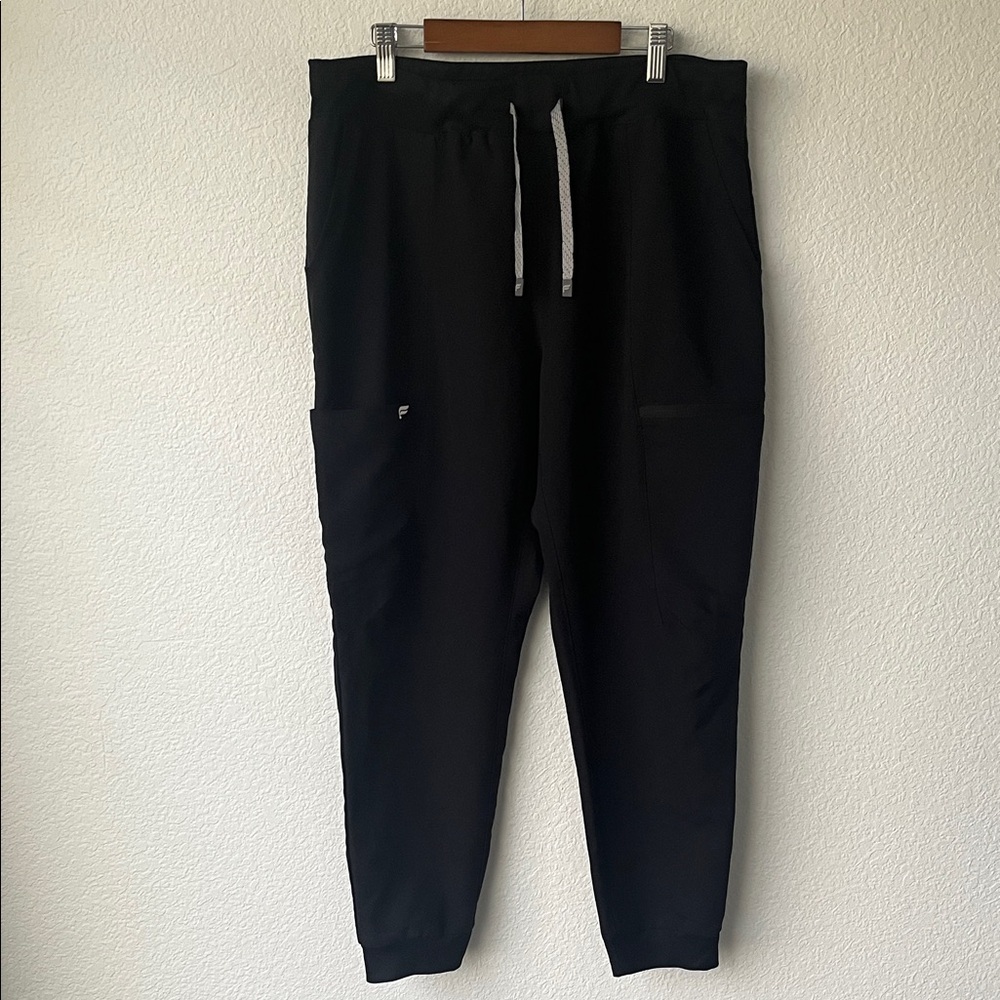 Black Fabletics Feel Good Performance Jogger Scrub Pants